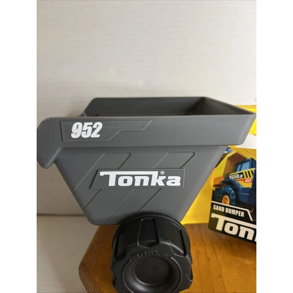 Tonka 952 Sand Dumper‎ Truck Yellow Gray Plastic Toy Hasbro 2024 New